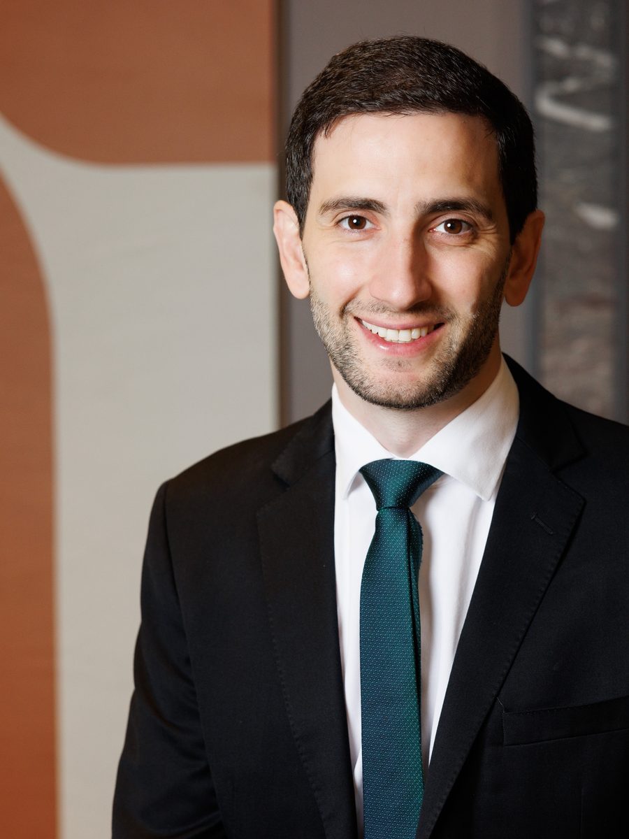 Dr. Eduardo Quirino, urologista